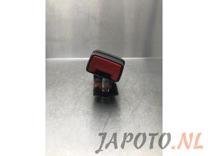 Used Rear seatbelt buckle, right Nissan Juke (F15) 1.6 16V Price € 19,95 Margin scheme offered by Japoto Parts B.V.