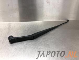 Used Front wiper arm Mitsubishi Space Star (A0) 1.2 12V Price € 14,99 Margin scheme offered by Japoto Parts B.V.