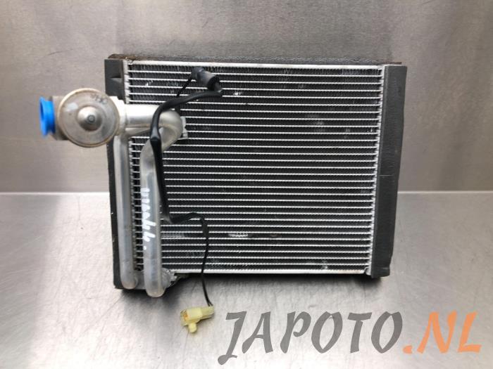 Usagé Evaporateur clim Suzuki Swift (ZA/ZC/ZD1/2/3/9) 1.3 VVT 16V Prix € 42,00 Règlement à la marge proposé par Japoto Parts B.V.