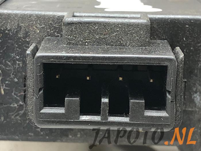 Heater valve motor Suzuki Swift 1.3 VVT 16V CZ1138002530 DENSO