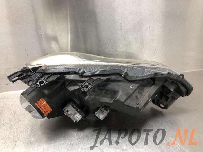 Scheinwerfer links van een Toyota GT 86 (ZN) 2.0 16V 2014