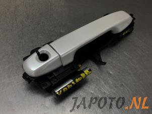 Used Front door handle 4-door, right Toyota GT 86 (ZN) 2.0 16V Price € 49,95 Margin scheme offered by Japoto Parts B.V.