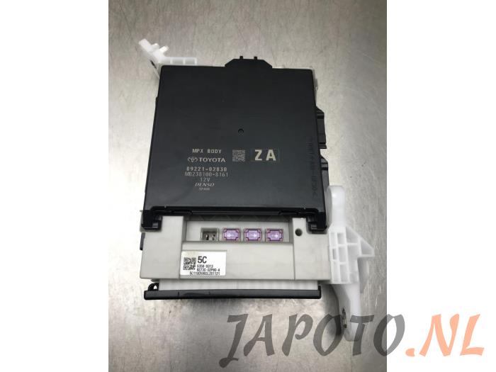 Used Body control computer Suzuki Swace 1.8 16V Hybrid Price € 157,45 Margin scheme offered by Japoto Parts B.V.