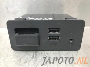 Used AUX / USB connection Mazda 2 (DJ/DL) 1.5 SkyActiv-G 90 Price € 49,95 Margin scheme offered by Japoto Parts B.V.