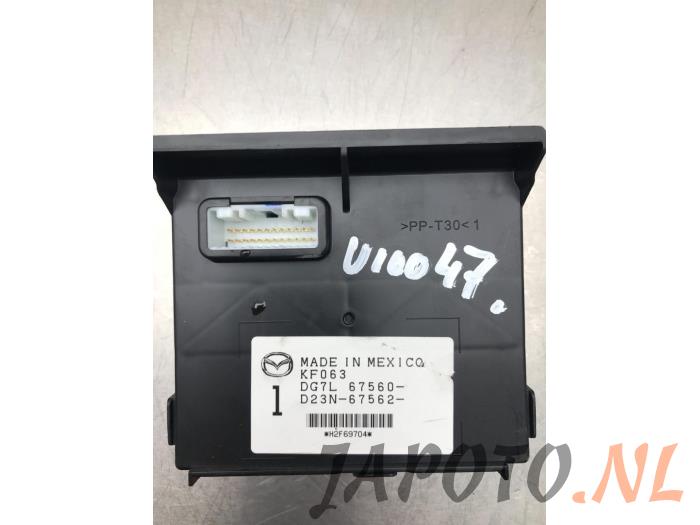 Used Body control computer Mazda 2 (DJ/DL) 1.5 SkyActiv-G 90 Price € 52,45 Margin scheme offered by Japoto Parts B.V.