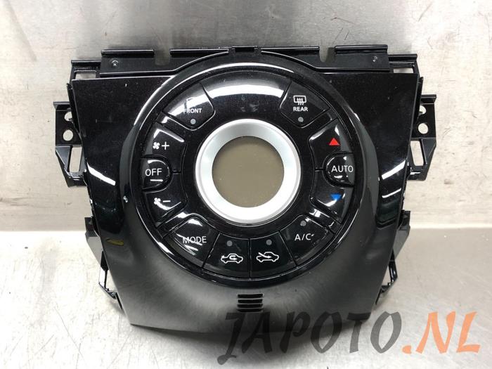 Heater control panel from a Nissan Note (E12) 1.2 68 2015