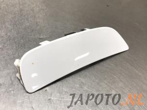 Begagnade Stripe, stötfångare, höger bak Mazda MX-5 (ND) 1.5 Skyactiv G-131 16V Pris € 29,99 Marginaltabell erbjuds av Japoto Parts B.V.