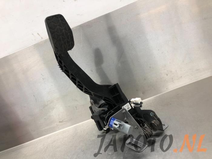 Używane Pedal hamulca Mazda MX-5 (ND) 1.5 Skyactiv G-131 16V Cena € 36,74 Procedura marży oferowane przez Japoto Parts B.V.