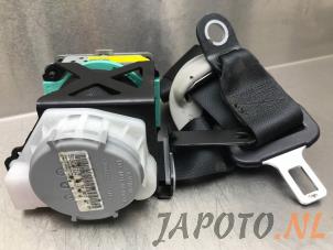 Used Front seatbelt, right Toyota Verso 1.6 D-4D 16V Price € 99,95 Margin scheme offered by Japoto Parts B.V.
