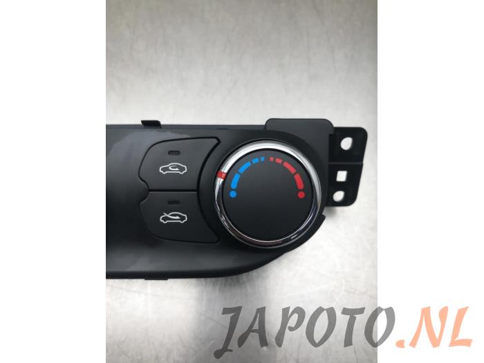 Panneau de commandes chauffage d'un Kia Cee'd Sportswagon (JDC5) 1.6 CRDi 16V VGT 2017