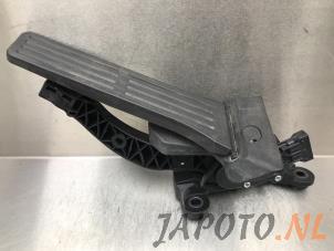 Used Accelerator pedal Kia Cee'd Sportswagon (JDC5) 1.6 CRDi 16V VGT Price € 49,95 Margin scheme offered by Japoto Parts B.V.
