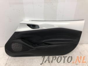 Usados Tapizado de puerta de 2 puertas derecha Mazda MX-5 (ND) 1.5 Skyactiv G-131 16V Precio € 99,95 Norma de margen ofrecido por Japoto Parts B.V.