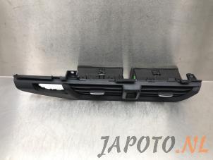Used Dashboard vent Nissan Micra (K14) 0.9 IG-T 12V Price € 49,95 Margin scheme offered by Japoto Parts B.V.