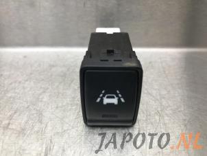 Used Switch (miscellaneous) Nissan Micra (K14) 0.9 IG-T 12V Price € 14,95 Margin scheme offered by Japoto Parts B.V.