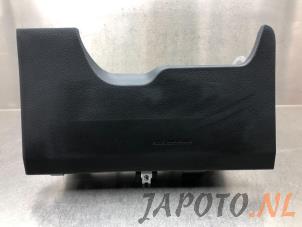 Używane Poduszka powietrzna kolanowa prawa Toyota Yaris III (P13) 1.4 D-4D-F Cena € 99,95 Procedura marży oferowane przez Japoto Parts B.V.