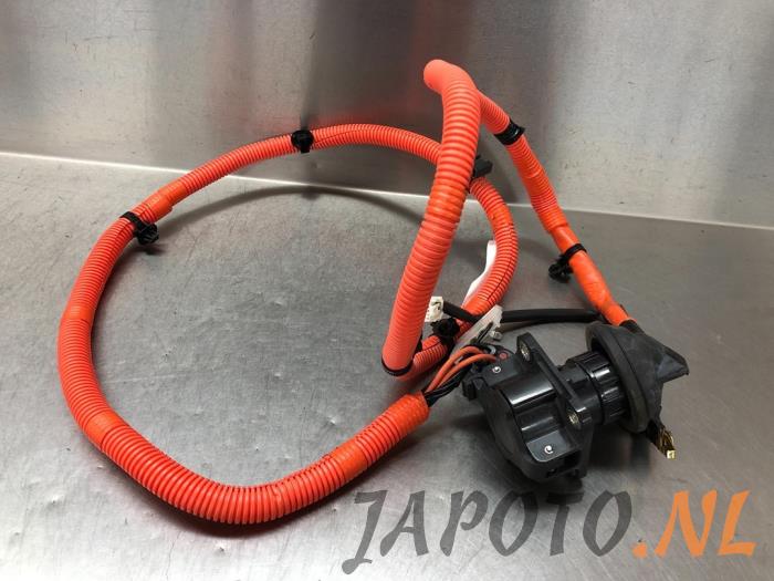 Hybrid charging cable from a Mitsubishi Outlander (GF/GG) 2.0 16V PHEV 4x4 2014