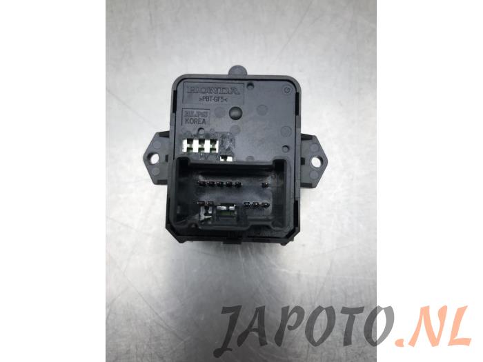 Interruptor de retrovisor de un Honda Civic (FK1/2/3) 1.4i VTEC 16V 2014