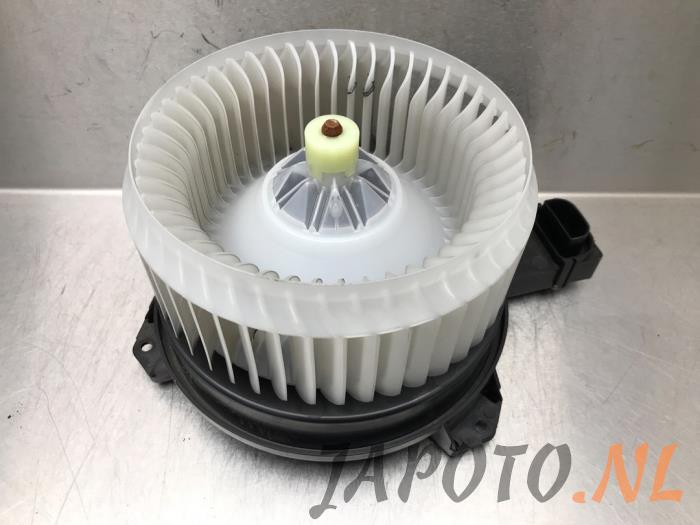 Motor de ventilador de calefactor de un Honda Civic (FK1/2/3) 1.4i VTEC 16V 2014