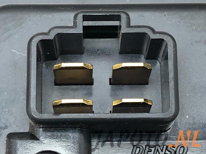 Heater resistor from a Honda Civic (FK1/2/3) 1.4i VTEC 16V 2014