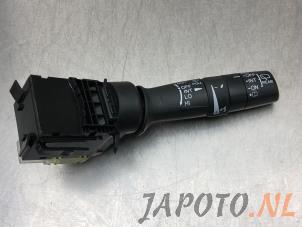 Usagé Commutateur essuie-glace Honda Civic (FK1/2/3) 1.4i VTEC 16V Prix € 49,95 Règlement à la marge proposé par Japoto Parts B.V.