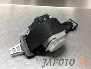 Usagé Ceinture de sécurité arrière centre Hyundai i10 (B5) 1.0 12V Prix € 49,95 Règlement à la marge proposé par Japoto Parts B.V.