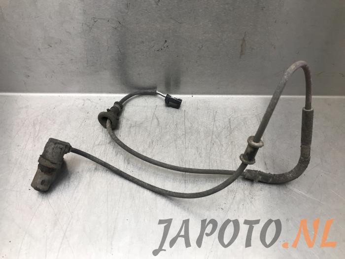 Usados Sensor ABS Lexus RX (U3) 400h V6 24V VVT-i 4x4 Precio € 15,75 Norma de margen ofrecido por Japoto Parts B.V.