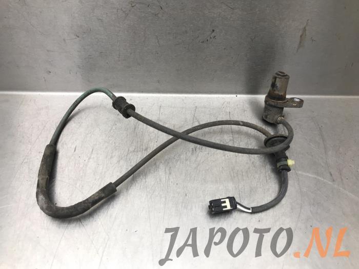 Usados Sensor ABS Lexus RX (U3) 400h V6 24V VVT-i 4x4 Precio € 15,75 Norma de margen ofrecido por Japoto Parts B.V.