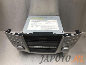 Używane Radioodtwarzacz CD Lexus RX (U3) 400h V6 24V VVT-i 4x4 Cena € 199,00 Procedura marży oferowane przez Japoto Parts B.V.