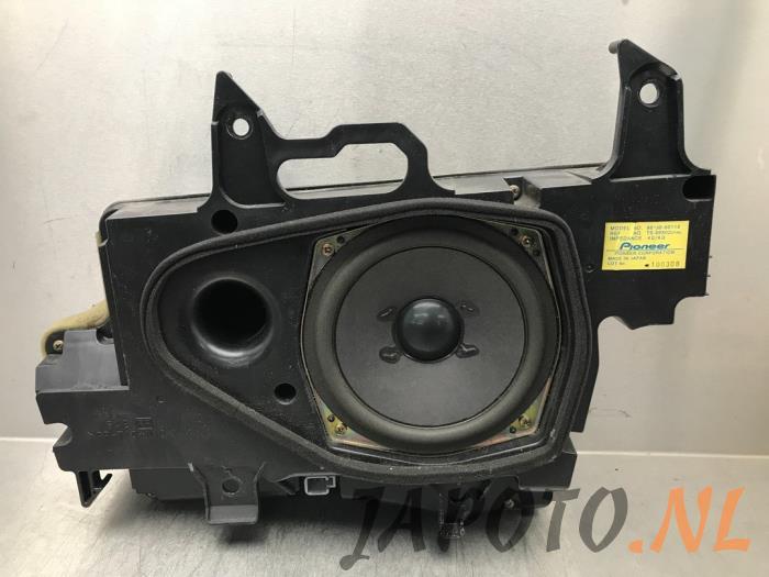 Begagnade Bashögtalare Toyota Land Cruiser (J12) 3.0 D-4D 16V Pris € 78,70 Marginaltabell erbjuds av Japoto Parts B.V.