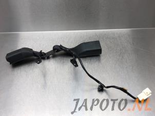 Usagé Attache ceinture arrière droite Suzuki Vitara (LY/MY) 1.6 16V VVT Prix € 24,95 Règlement à la marge proposé par Japoto Parts B.V.