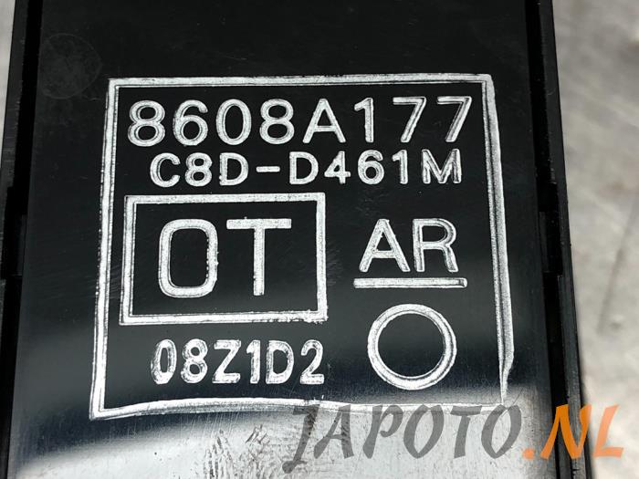 Kombischalter Fenster van een Mitsubishi Colt (Z2/Z3) 1.3 16V 2012