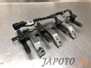 Used Fuel injector nozzle Chevrolet Spark (M300) 1.0 16V Bifuel Price € 49,95 Margin scheme offered by Japoto Parts B.V.