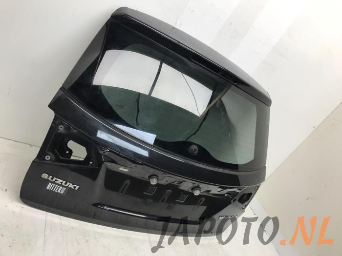 Tailgate from a Suzuki Vitara (LY/MY) 1.6 16V VVT 2015