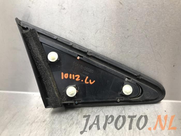 Mirror housing, left from a Toyota Avensis Wagon (T27) 2.0 16V D-4D-F 2010