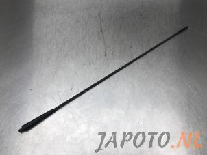 Usagé Antenne externe Suzuki Alto (GF) 1.0 12V Prix € 9,95 Règlement à la marge proposé par Japoto Parts B.V.