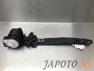 Usagé Ceinture de sécurité arrière gauche Suzuki Alto (GF) 1.0 12V Prix € 30,00 Règlement à la marge proposé par Japoto Parts B.V.
