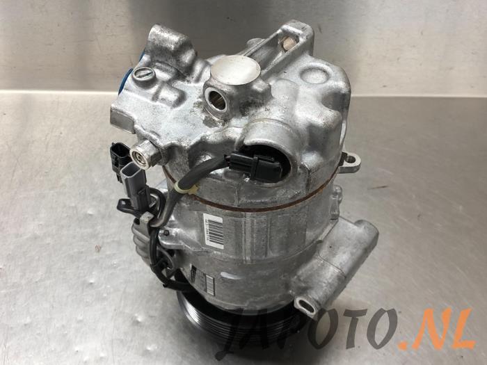Usagé Compresseur de clim Nissan Qashqai (J11) 1.3 DIG-T 160 16V Prix € 183,70 Règlement à la marge proposé par Japoto Parts B.V.