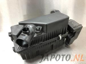 Używane Obudowa filtra powietrza Mazda MX-5 RF (ND) 2.0 SkyActiv G-160 16V Cena € 99,95 Procedura marży oferowane przez Japoto Parts B.V.