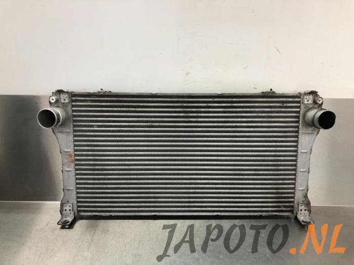 Usados Intercooler Toyota Avensis Wagon (T27) 2.0 16V D-4D-F Precio € 52,45 Norma de margen ofrecido por Japoto Parts B.V.