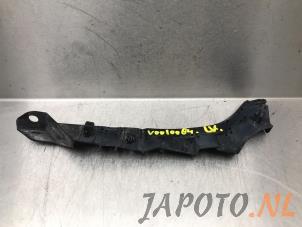 Używane Wspornik zderzaka lewy przód Subaru Outback (BR) 2.5 16V Cena € 19,95 Procedura marży oferowane przez Japoto Parts B.V.