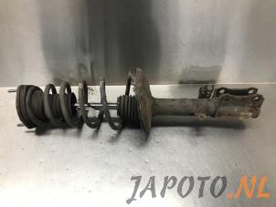 Used Rear shock absorber rod, right Toyota Camry (CV30) 2.4i 16V VVT-i Price € 34,95 Margin scheme offered by Japoto Parts B.V.