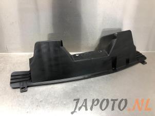 Używane Element zderzaka srodkowy przód Mazda MX-5 RF (ND) 2.0 SkyActiv G-160 16V Cena € 35,00 Procedura marży oferowane przez Japoto Parts B.V.