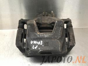 Used Front brake calliper, left Chevrolet Aveo (300) 1.3 D 16V Price € 29,95 Margin scheme offered by Japoto Parts B.V.