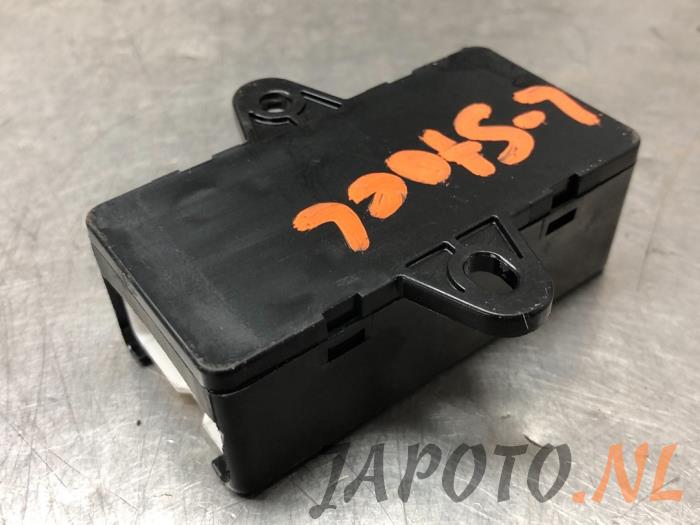 Seat heating module from a Hyundai i20 Coupe  2018