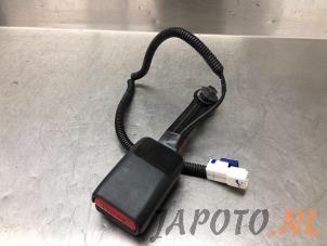 Used Front seatbelt buckle, right Hyundai i20 Coupe Price € 24,95 Margin scheme offered by Japoto Parts B.V.