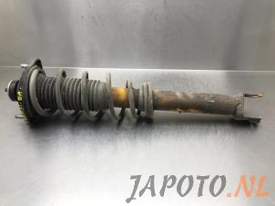 Używane Stopa amortyzatora prawy tyl Mazda MX-5 RF (ND) 2.0 SkyActiv G-160 16V Cena € 99,99 Procedura marży oferowane przez Japoto Parts B.V.