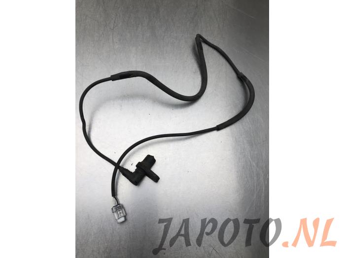 Begagnade ABS-sensor Toyota Camry (CV30) 2.4i 16V VVT-i Pris € 15,71 Marginaltabell erbjuds av Japoto Parts B.V.