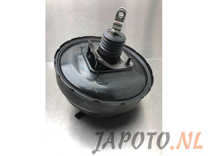 Usagé Servo frein Mitsubishi Outlander (CU) 2.0 16V 4x2 Prix € 51,45 Règlement à la marge proposé par Japoto Parts B.V.
