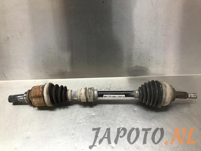 Front drive shaft, left from a Nissan Micra (K14) 0.9 IG-T 12V 2017