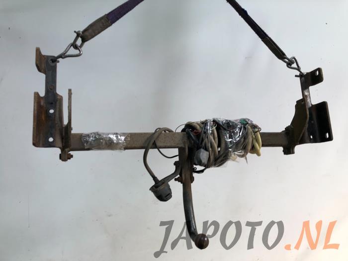 Mitsubishi Outlander Towbars stock | ProxyParts.com